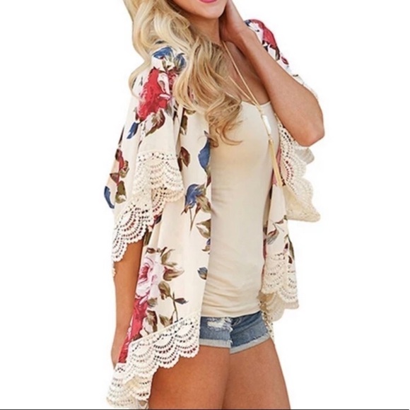 Kimono floral with lace trim - Picture 1 of 8